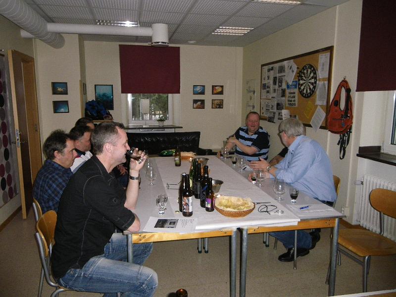 IMGP1175.JPG - Kylen är full  med öl så nu kör vi igång.